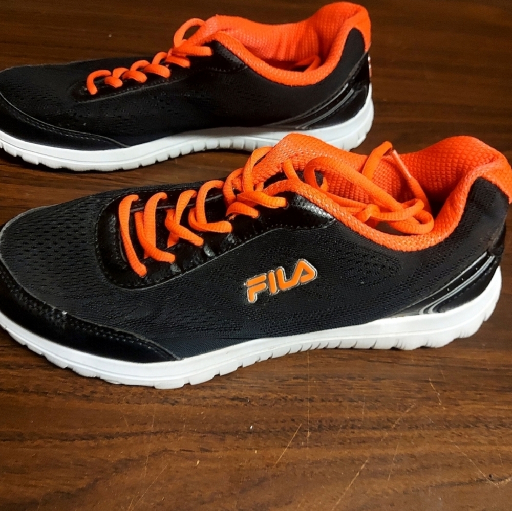 Fila Black and Orange Athletic Shoes